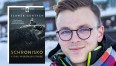 Grafika przedstawia zdjęcie autora oraz okładkę jego książki