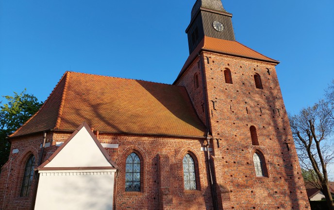 kościół pw. Matki Boskiej Różańcowej na os. Jamno - Łabusz 
