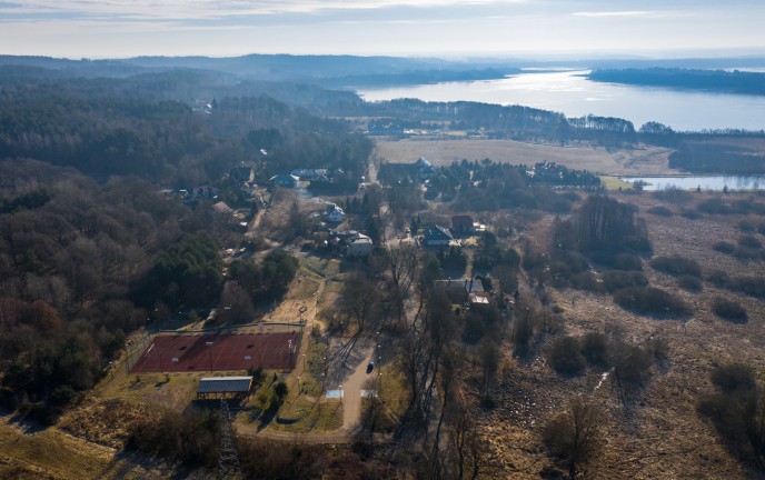 zdjęcie przedstawia panoramę terenu Dzierżęcin - Lubiatowo