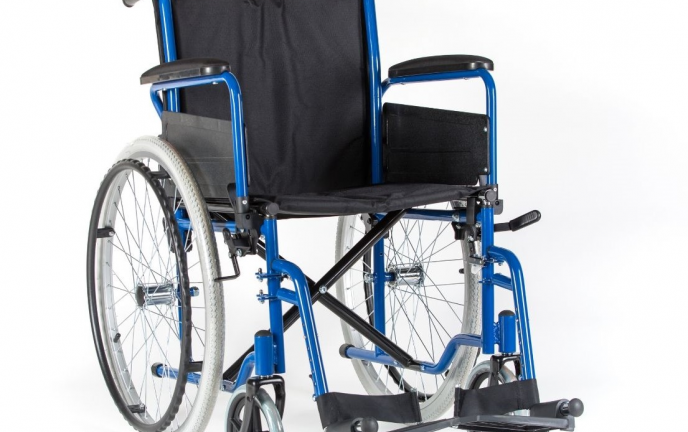 Na zdjęciu wózek inwalidzki 