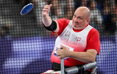 Na zdjęciu znajduje się Robert Jachimowicz