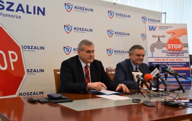 Na zdjęciu znajduje się Prezydent Miasta Piotr Jedliński oraz Piotr Kroll prezes zarządu Miejskich Wodociągów i Kanalizacji w Koszalinie 