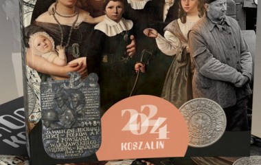 Na zdjęciu widać okładkę wydawnictwa, która przedstawia grupę archaicznych postaci oraz datę 2024