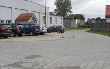 Uzbrojony obszar w obrębie ulic Różana – Lniana przedstawiający stan po realizacji projektu wraz z nową infrastrukturą drogową oraz miejscami parkingowymi