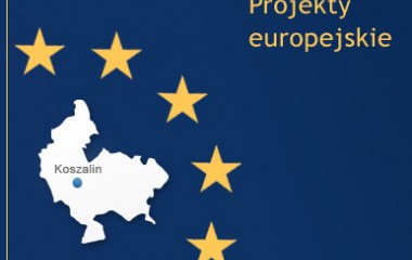 Obrazek z napisem Projekty Europejskie, przedstawiające na granatowym tle mini mapę Koszalina wraz z żółtymi gwiazdami Unii Europejskiej.