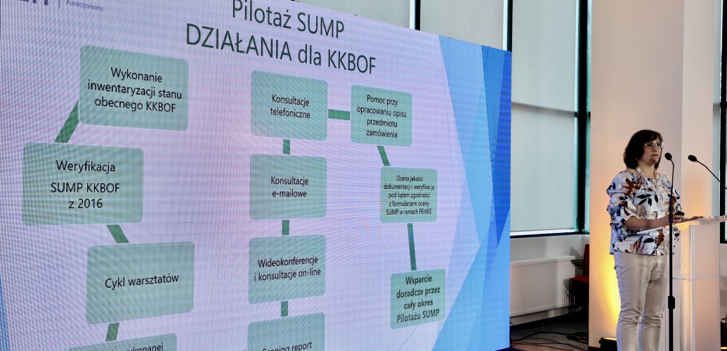 Renata Szott podczas konferencji SUMP w Warszawie