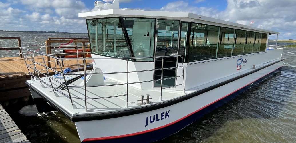 Jednostka pływająca "Julek" Jednostka pływająca "Julek"